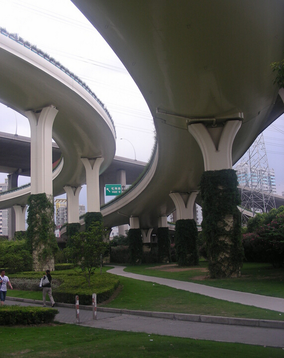 橋柱綠化案例 橋柱綠化案例